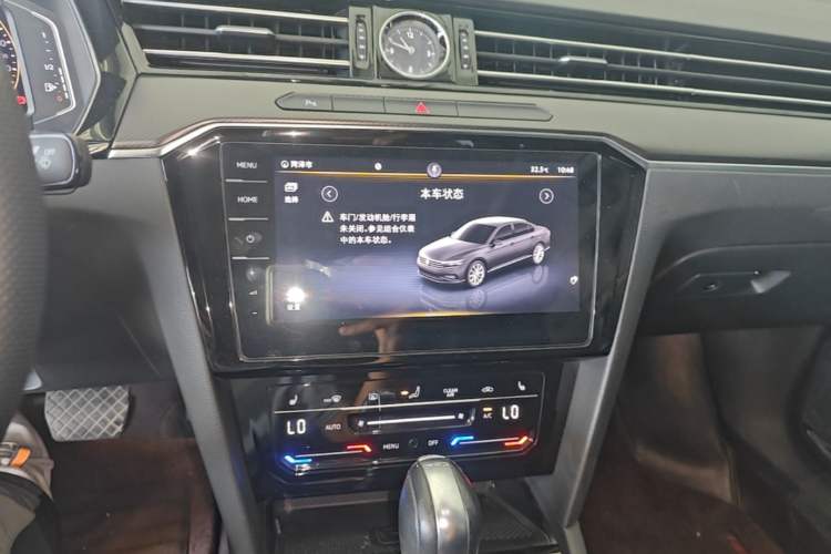 Used Volkswagen Magotan 2020 330TSI DSG Luxury Edition Audio And AC Panel