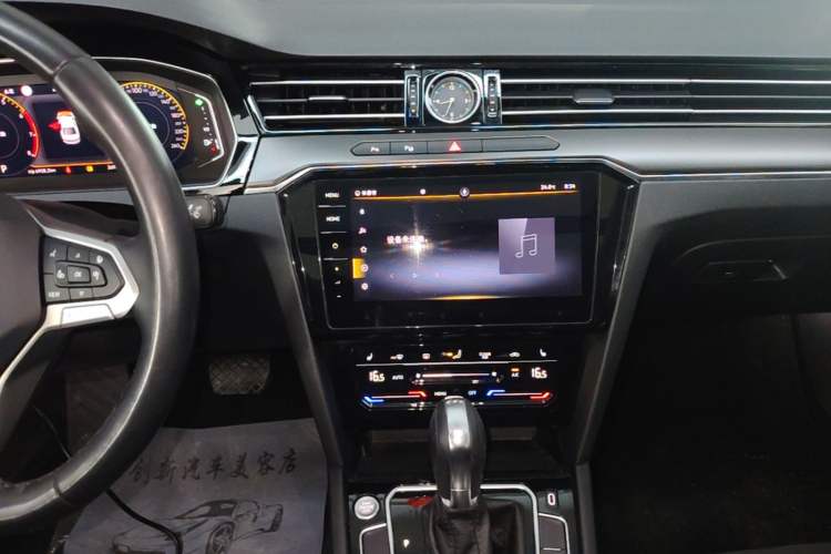 Used Volkswagen Magotan 2020 380TSI DSG Luxury Version Audio And AC Panel