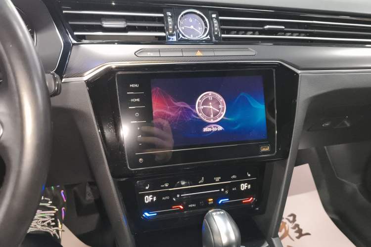 Used Volkswagen Magotan 2020 330TSI DSG Leading Model Audio And AC Panel