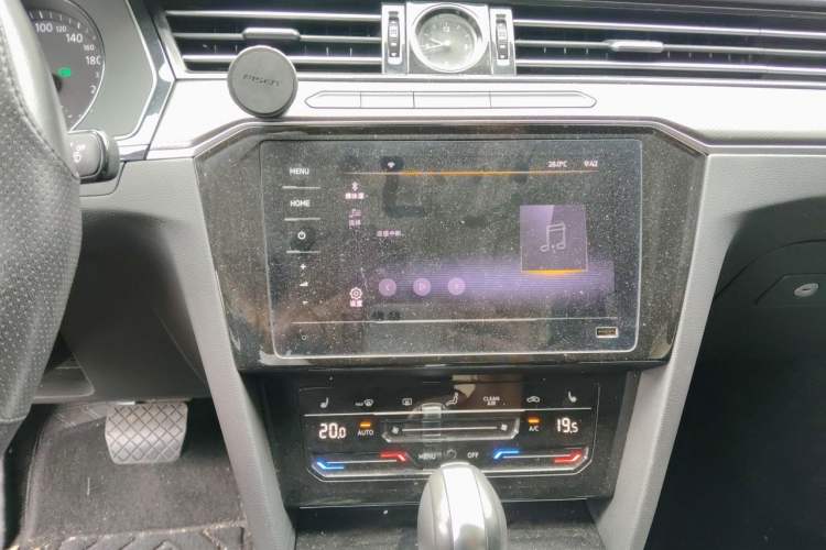 Used Volkswagen Magotan 2020 330TSI DSG Leading Model Audio And AC Panel