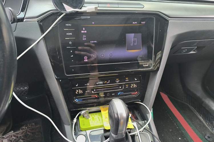 Used Volkswagen Magotan 2020 280TSI DSG Leading Edition Audio And AC Panel
