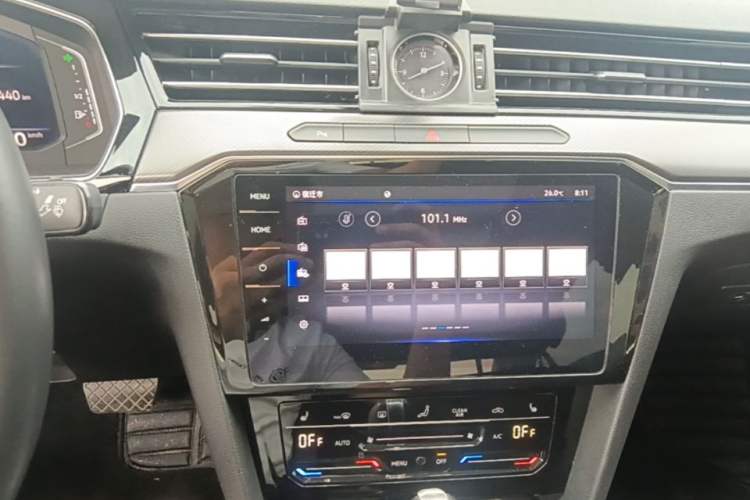 Used Volkswagen Magotan 2020 330TSI DSG Luxury Edition Audio And AC Panel