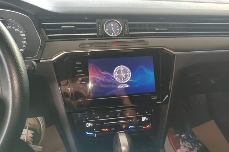 Used Volkswagen Magotan 2020 330TSI DSG Leading Model Audio And AC Panel