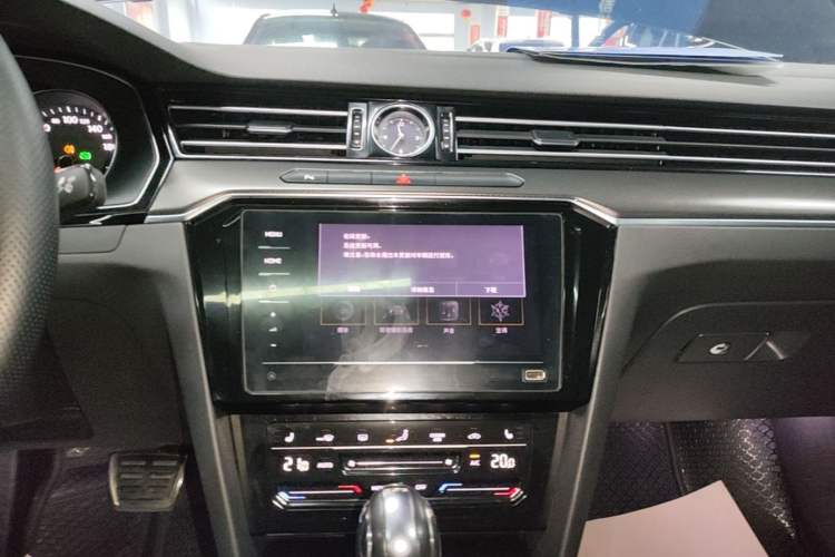 Used Volkswagen Magotan 2020 330TSI DSG Leading Model Audio And AC Panel