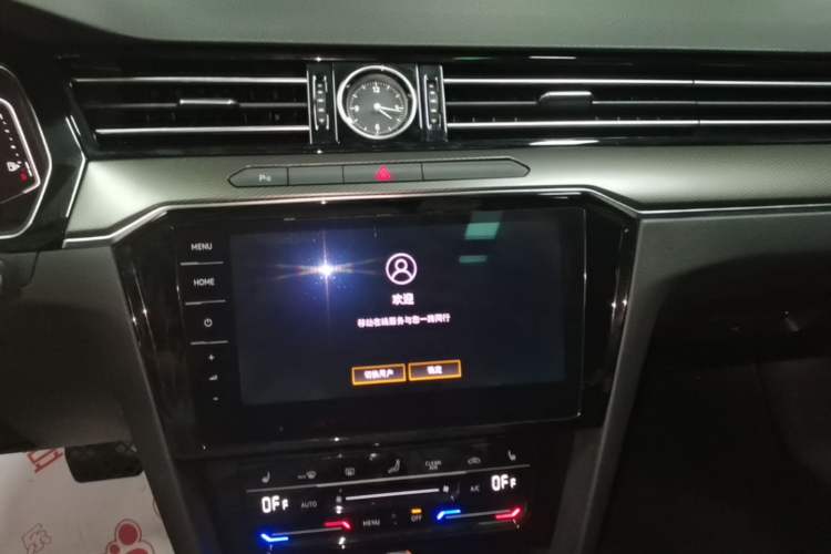 Used Volkswagen Magotan 2020 330TSI DSG Luxury Edition Audio And AC Panel