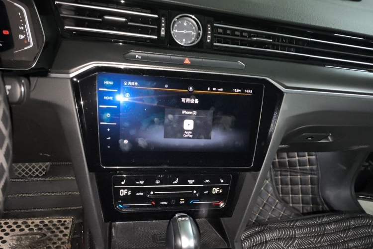 Used Volkswagen Magotan 2020 330TSI DSG Luxury Edition Audio And AC Panel