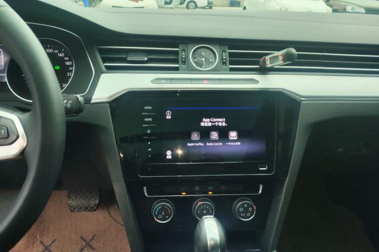 Used Volkswagen Magotan 2020 280TSI DSG Comfort Edition Audio And AC Panel