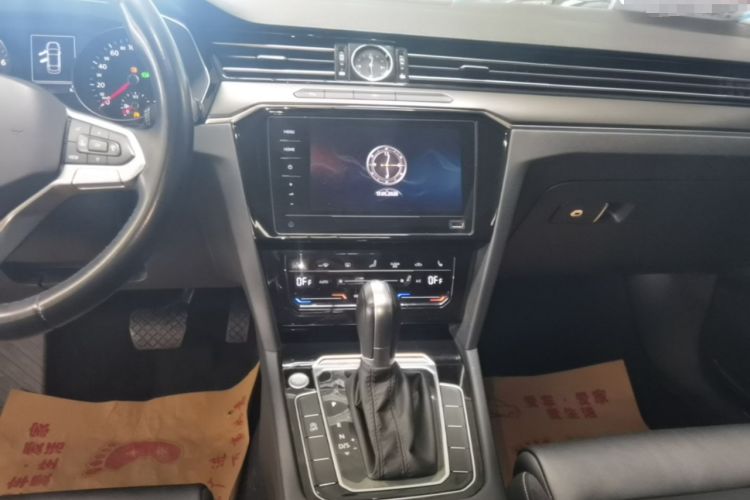 Used Volkswagen Magotan 2020 330TSI DSG Leading Model Audio And AC Panel