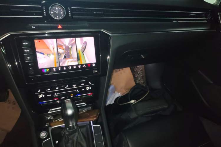 Used Volkswagen Magotan 2020 330TSI DSG Leading Model Audio And AC Panel