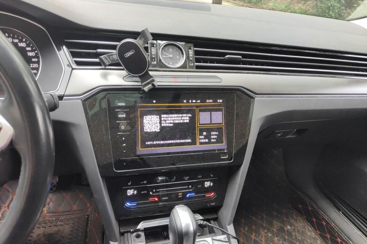 Used Volkswagen Magotan 2020 330TSI DSG Leading Model Audio And AC Panel