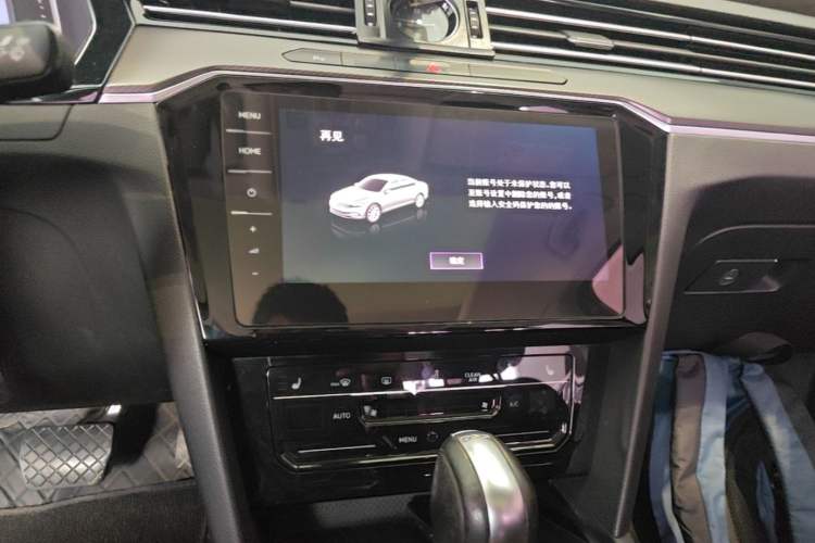 Used Volkswagen Magotan 2020 330TSI DSG Luxury Edition Audio And AC Panel
