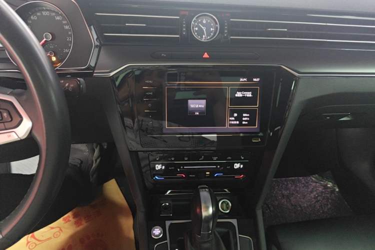 Used Volkswagen Magotan 2020 330TSI DSG Leading Model Audio And AC Panel