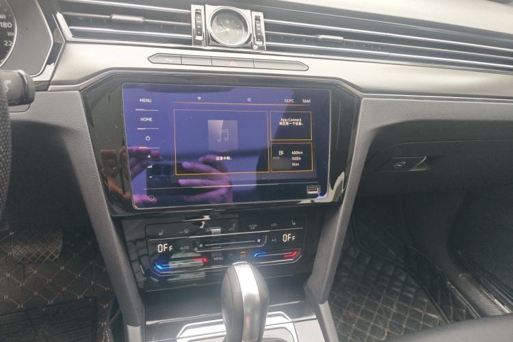Used Volkswagen Magotan 2020 330TSI DSG Leading Model Audio And AC Panel