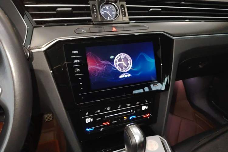 Used Volkswagen Magotan 2020 330TSI DSG Leading Model Audio And AC Panel