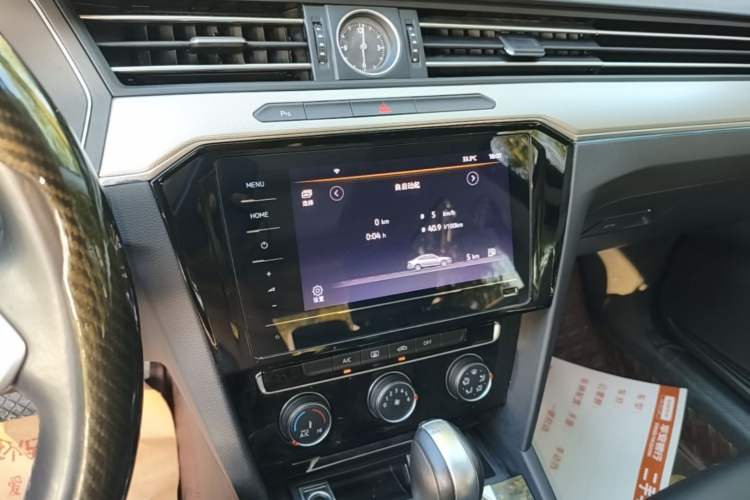Used Volkswagen Magotan 2020 280TSI DSG Comfort Edition Audio And AC Panel