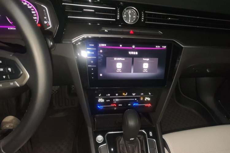 Used Volkswagen Magotan 2020 330TSI DSG Luxury Edition Audio And AC Panel