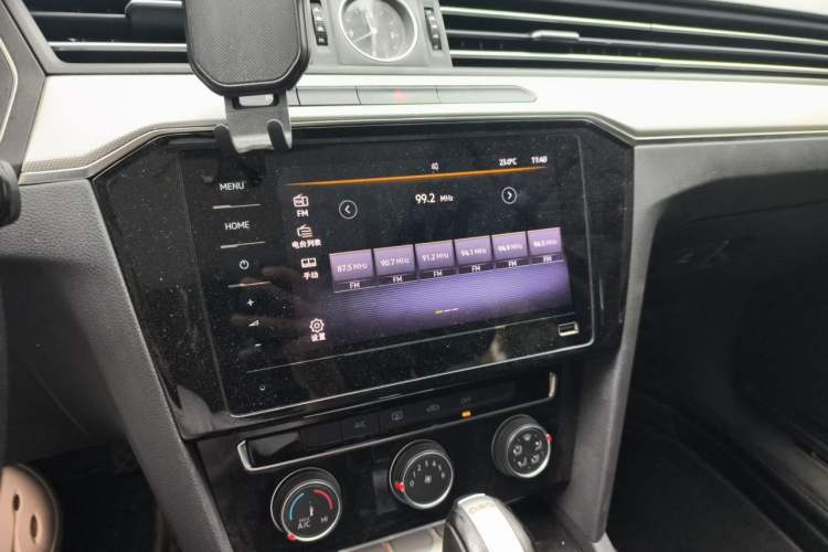 Used Volkswagen Magotan 2020 280TSI DSG Comfort Edition Audio And AC Panel
