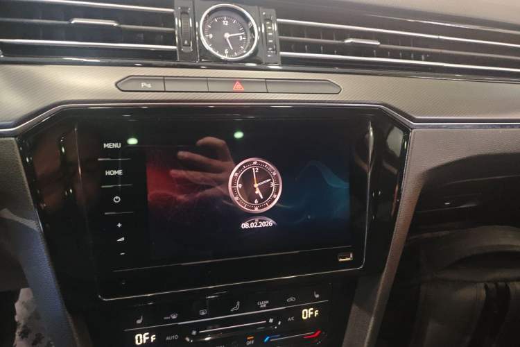 Used Volkswagen Magotan 2020 330TSI DSG Luxury Edition Audio And AC Panel
