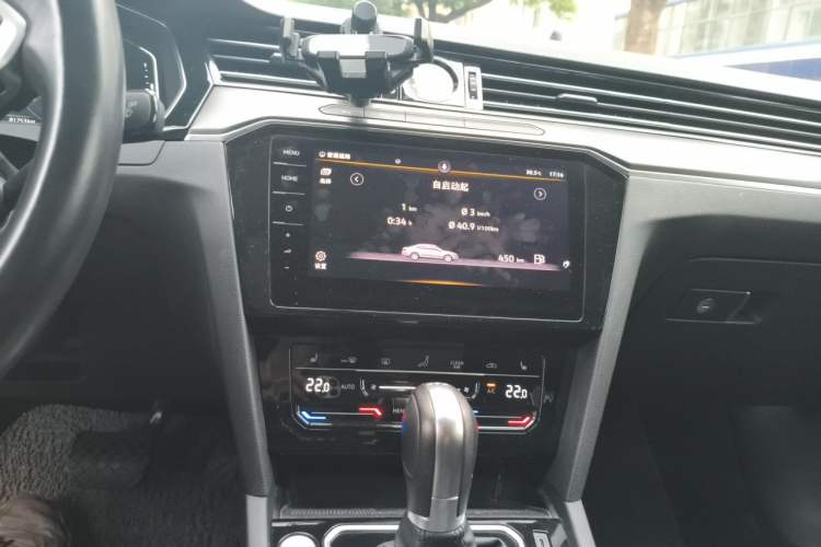 Used Volkswagen Magotan 2020 380TSI DSG Luxury Version Audio And AC Panel