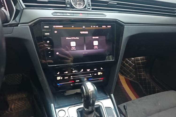 Used Volkswagen Magotan 2020 380TSI DSG Luxury Version Audio And AC Panel