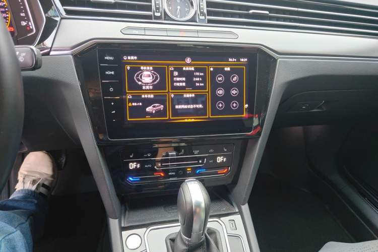 Used Volkswagen Magotan 2020 330TSI DSG Luxury Edition Audio And AC Panel