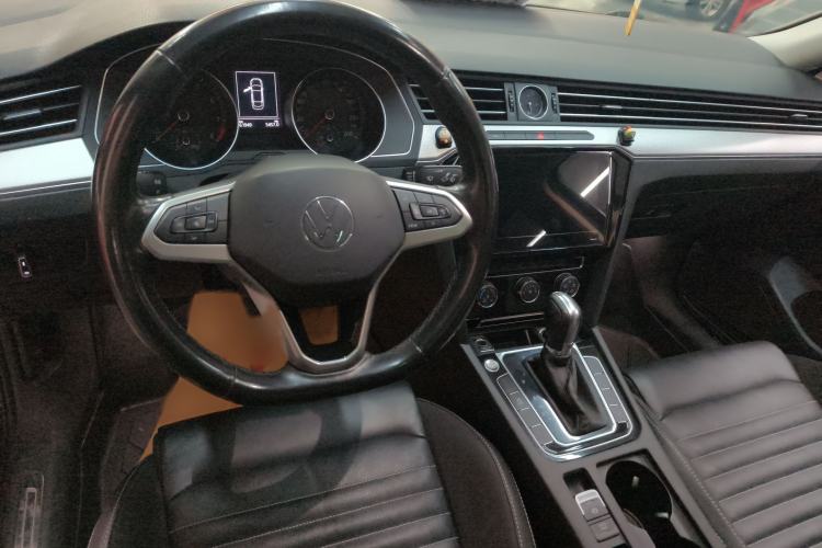 Used Volkswagen Magotan 2020 280TSI DSG Comfort Edition Audio And AC Panel