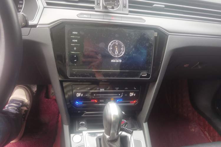 Used Volkswagen Magotan 2020 330TSI DSG Leading Model Audio And AC Panel