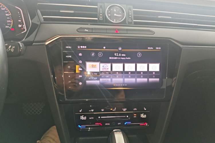 Used Volkswagen Magotan 2020 330TSI DSG Luxury Edition Audio And AC Panel