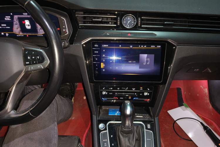 Used Volkswagen Magotan 2020 330TSI DSG Luxury Edition Audio And AC Panel