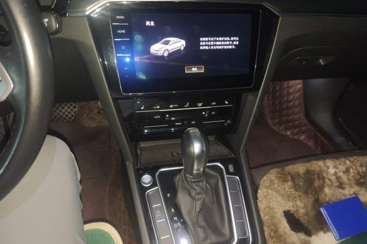 Used Volkswagen Magotan 2020 330TSI DSG Luxury Edition Audio And AC Panel