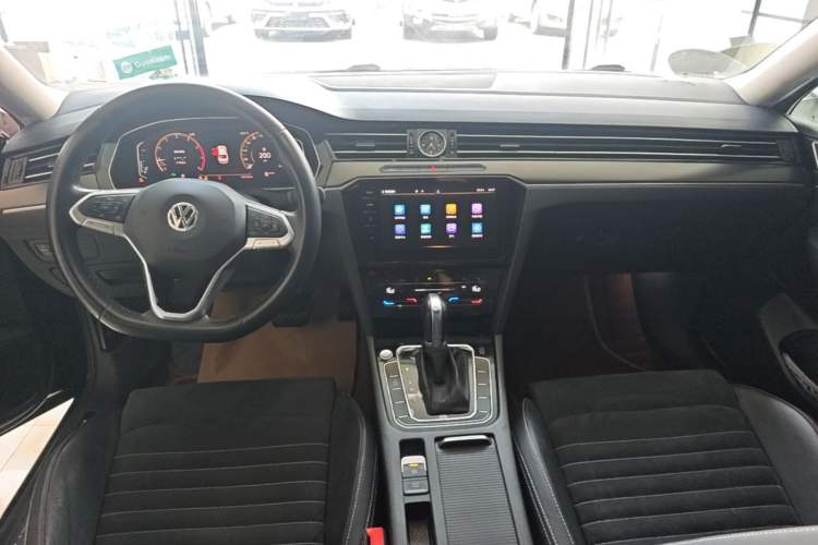 Used Volkswagen Magotan 2020 330TSI DSG Luxury Edition Center Console