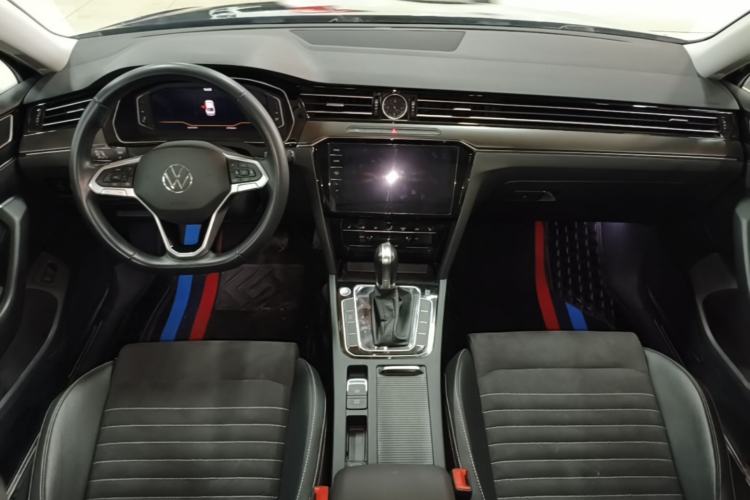 Used Volkswagen Magotan 2020 330TSI DSG Luxury Edition Center Console
