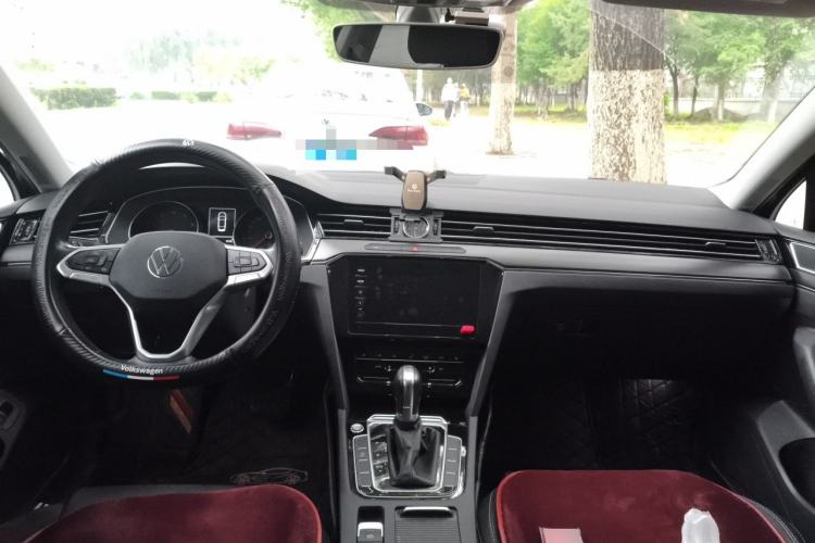 Used Volkswagen Magotan 2020 330TSI DSG Leading Model Center Console