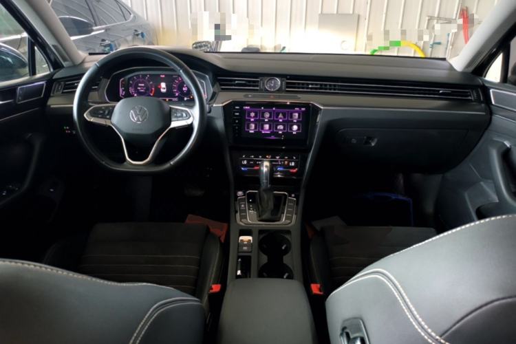 Used Volkswagen Magotan 2020 330TSI DSG Luxury Edition Center Console
