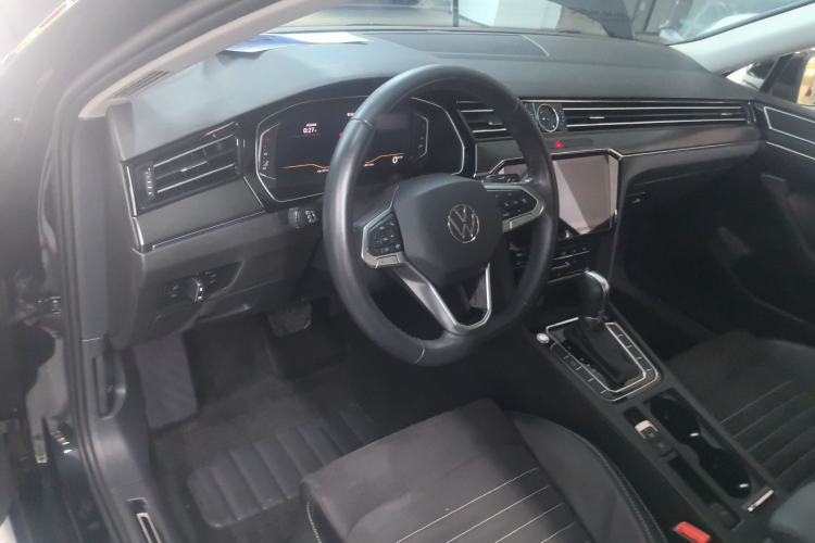 Used Volkswagen Magotan 2020 330TSI DSG Luxury Edition Center Console