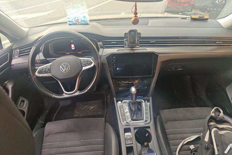 Used Volkswagen Magotan 2020 330TSI DSG Luxury Edition Center Console
