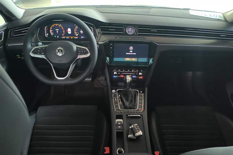Used Volkswagen Magotan 2020 330TSI DSG Luxury Edition Center Console