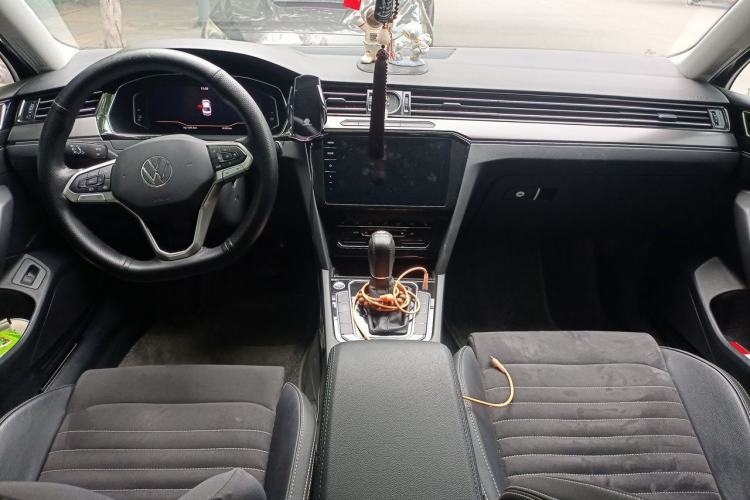Used Volkswagen Magotan 2020 330TSI DSG Luxury Edition Center Console
