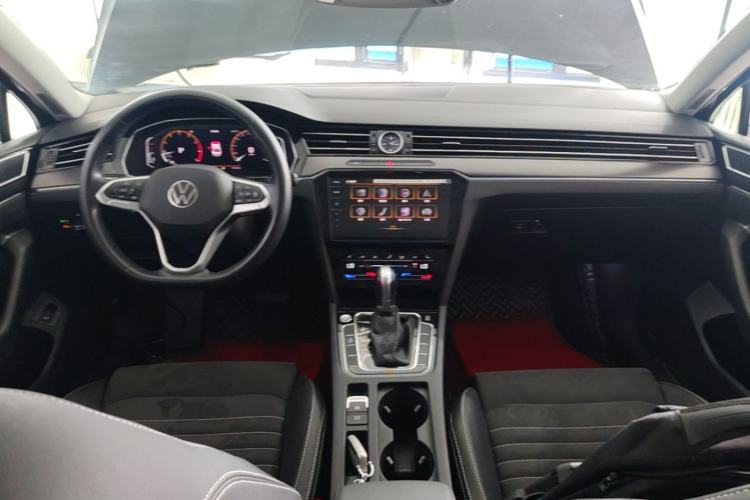 Used Volkswagen Magotan 2020 330TSI DSG Luxury Edition Center Console