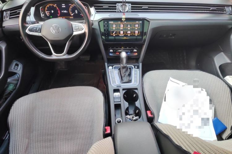 Used Volkswagen Magotan 2020 330TSI DSG Luxury Edition Center Console