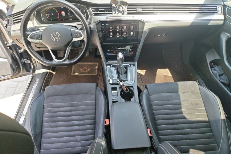Used Volkswagen Magotan 2020 330TSI DSG Luxury Edition Center Console