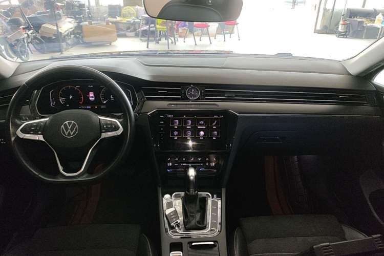Used Volkswagen Magotan 2020 330TSI DSG Luxury Edition Center Console