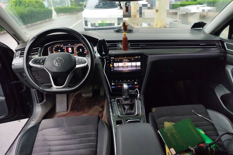 Used Volkswagen Magotan 2020 330TSI DSG Luxury Edition Center Console