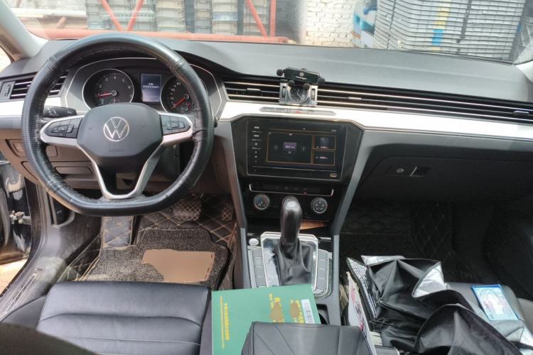 Used Volkswagen Magotan 2020 280TSI DSG Comfort Edition Center Console