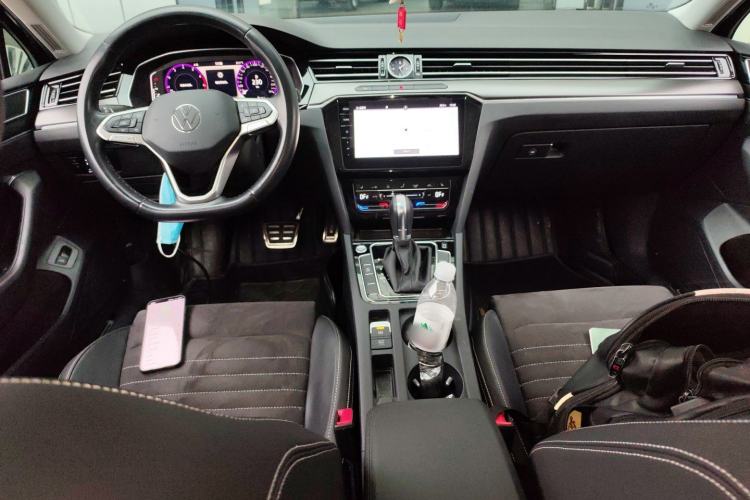 Used Volkswagen Magotan 2020 330TSI DSG Luxury Edition Center Console