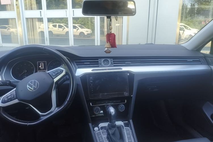 Used Volkswagen Magotan 2020 280TSI DSG Comfort Edition Center Console