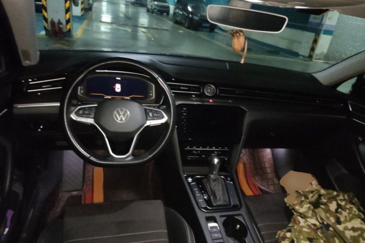 Used Volkswagen Magotan 2020 330TSI DSG Luxury Edition Center Console