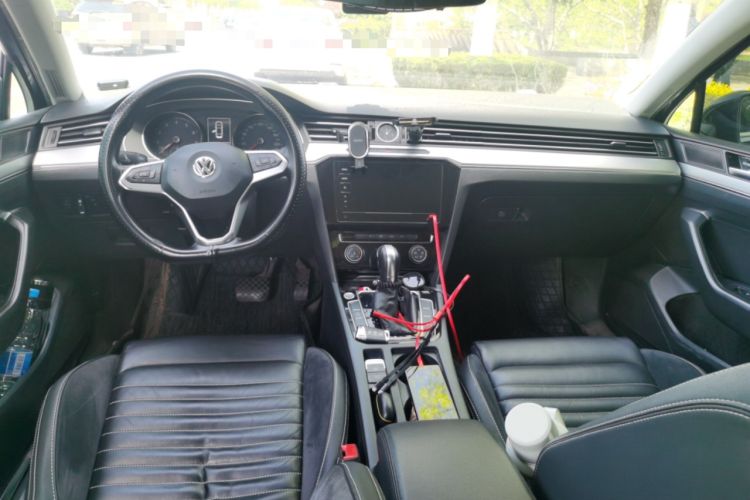Used Volkswagen Magotan 2020 280TSI DSG Comfort Edition Center Console