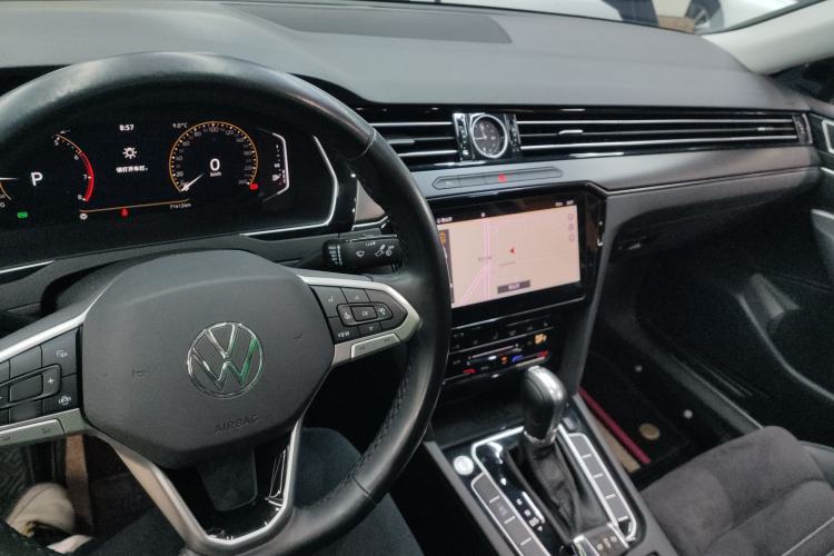 Used Volkswagen Magotan 2020 330TSI DSG Luxury Edition Center Console