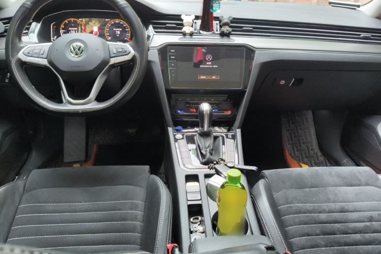 Used Volkswagen Magotan 2020 330TSI DSG Luxury Edition Center Console